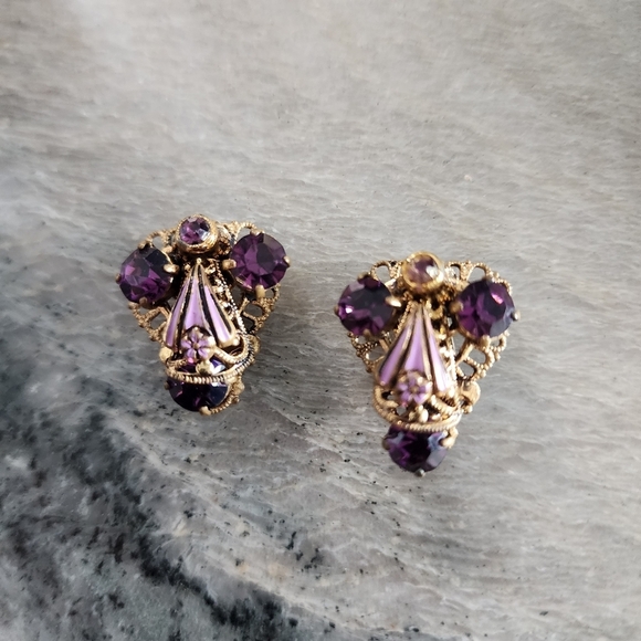 Vintage Purple Rhinestone & Enamel Filigree Clip-On Earrings - Picture 1 of 10